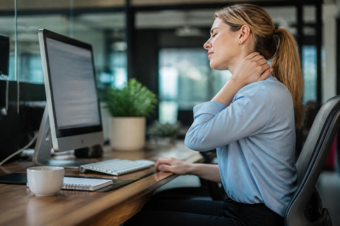 Gifts for People with Desk Jobs: Thoughtful Ideas